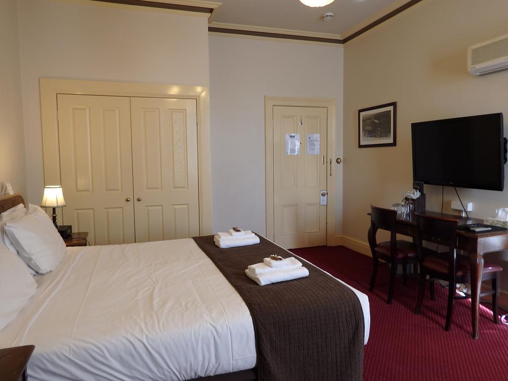 The Glenferrie Hotel Хоторн Экстерьер фото