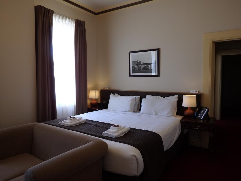 The Glenferrie Hotel Хоторн Экстерьер фото