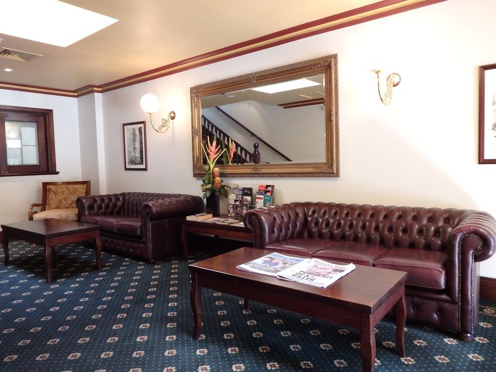The Glenferrie Hotel Хоторн Экстерьер фото