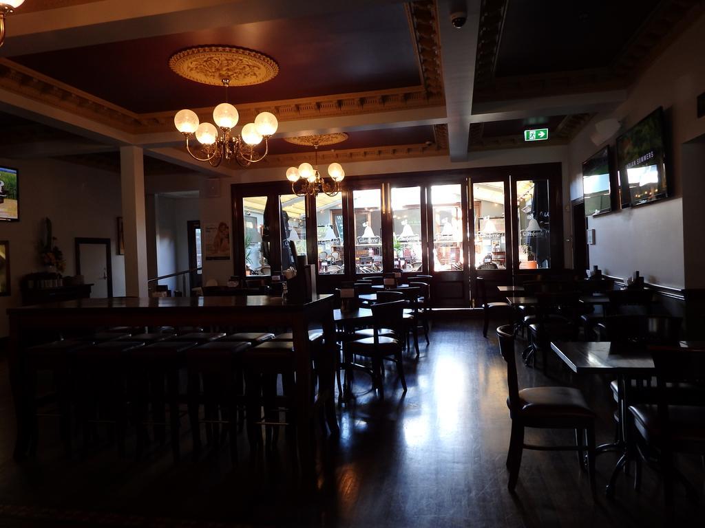 The Glenferrie Hotel Хоторн Экстерьер фото