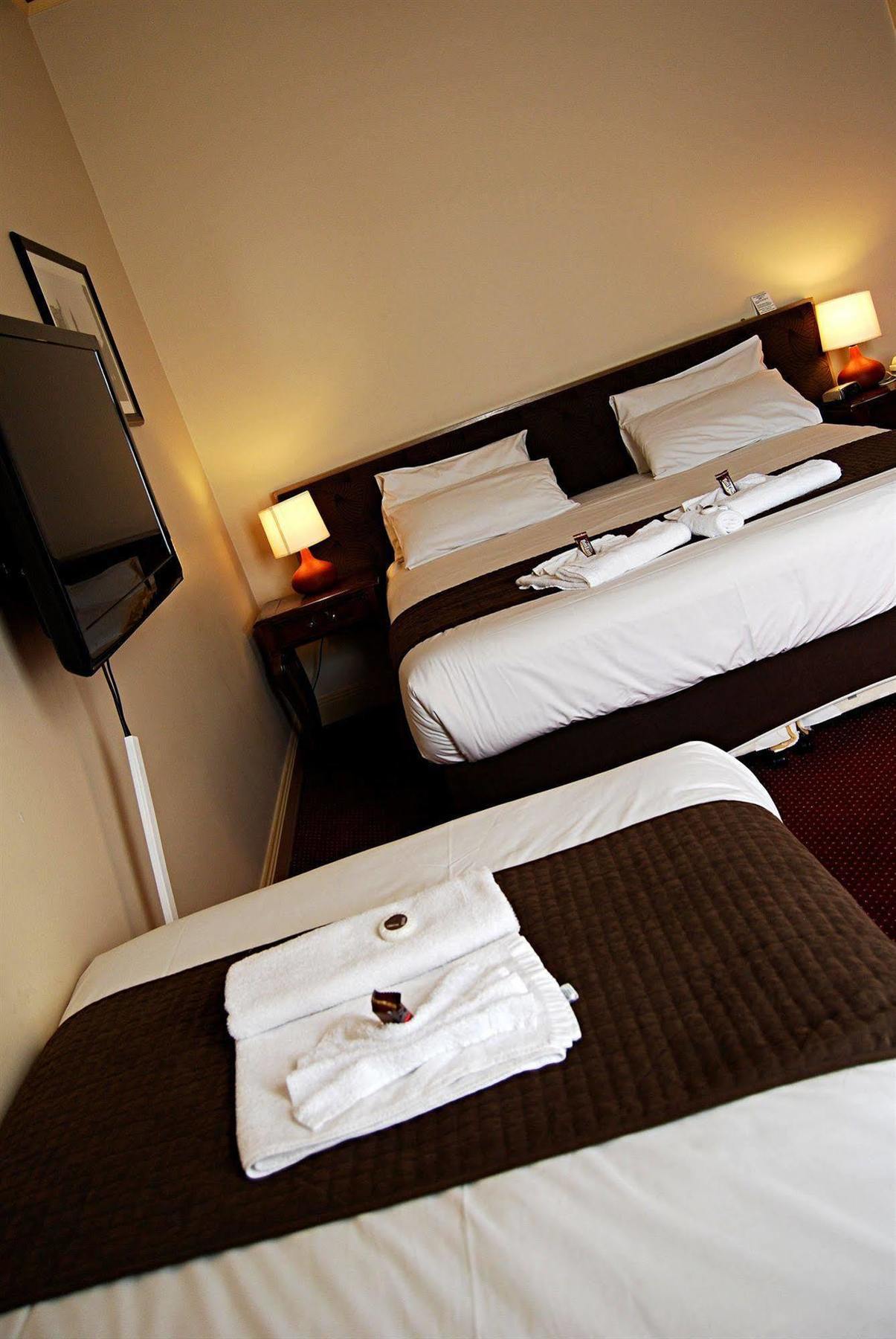 The Glenferrie Hotel Хоторн Экстерьер фото