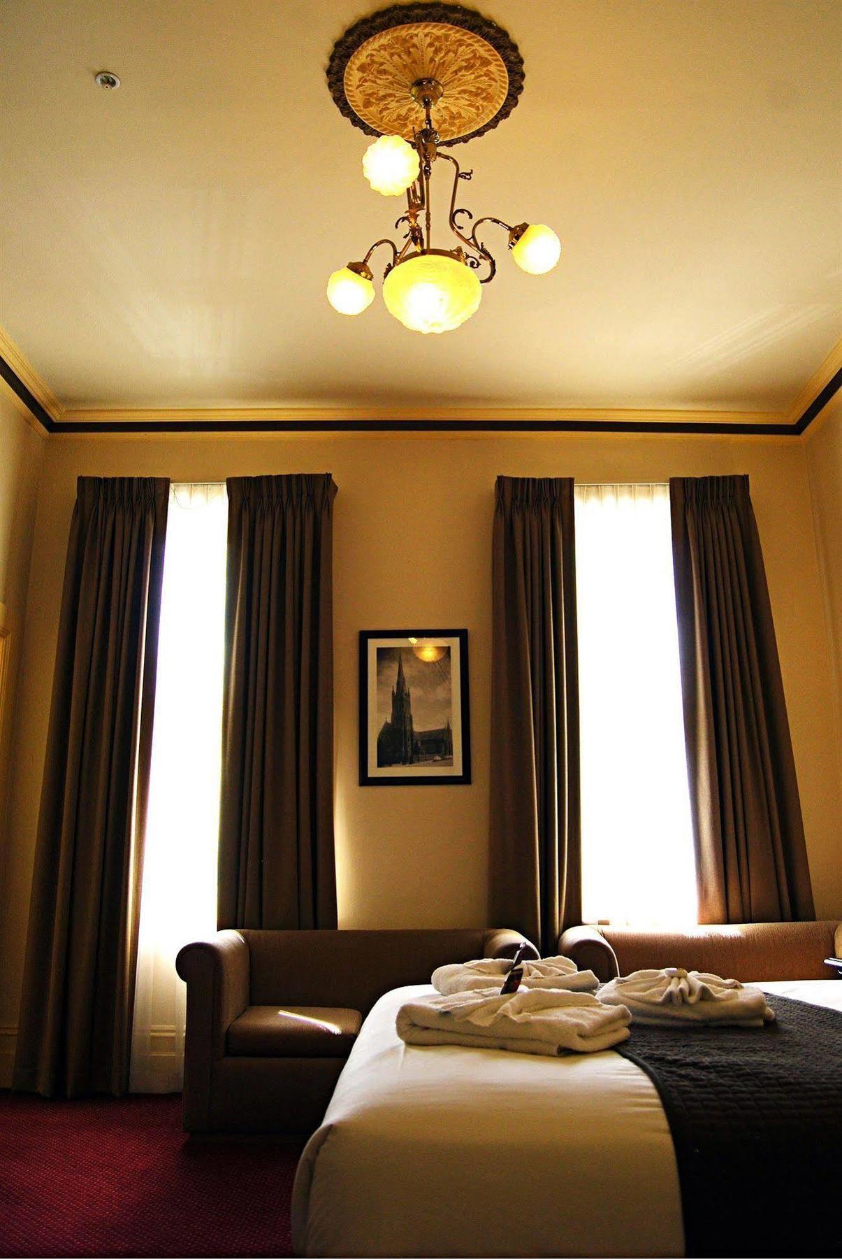 The Glenferrie Hotel Хоторн Экстерьер фото