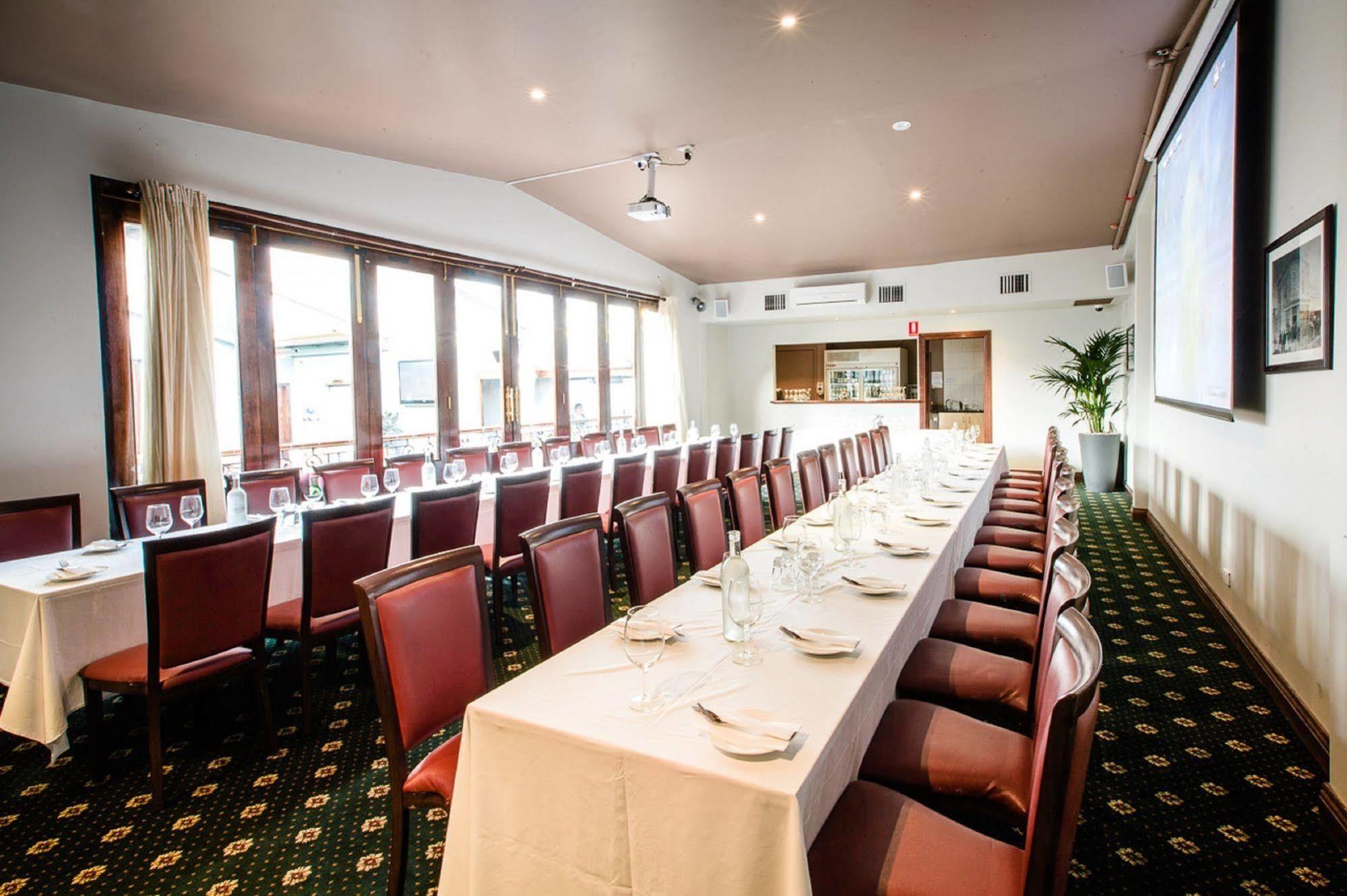 The Glenferrie Hotel Хоторн Экстерьер фото